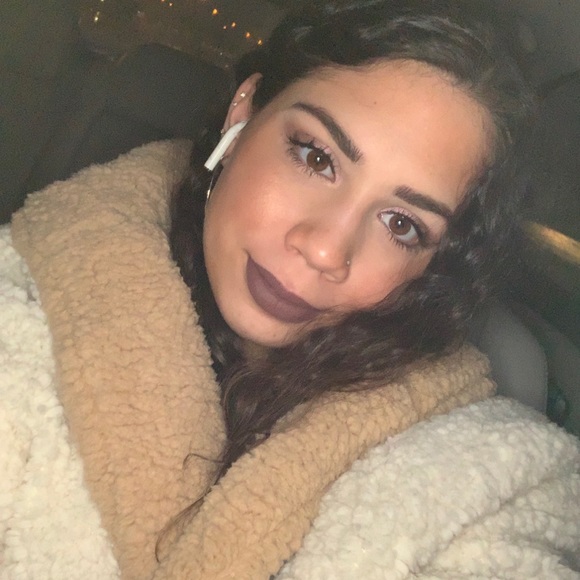 Meet the Posher - Picture 6 of 6